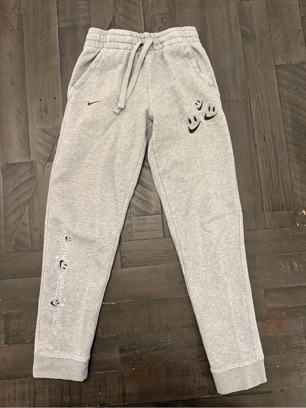 Nike Kids' Light Gray “Go The Extra Smile” Joggers